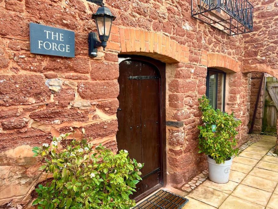 Countryside Converted Barn With Hot Tub Newton Abbot Buitenkant foto
